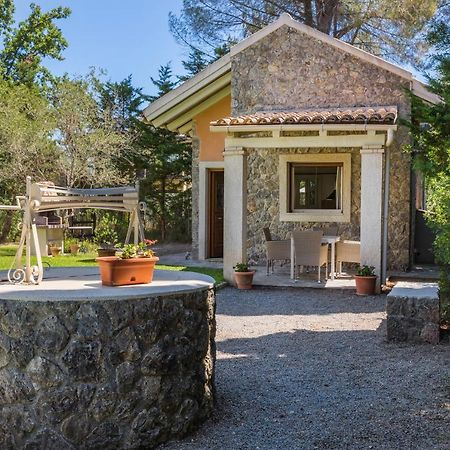 Petrinos Cottage Dafnila 外观 照片