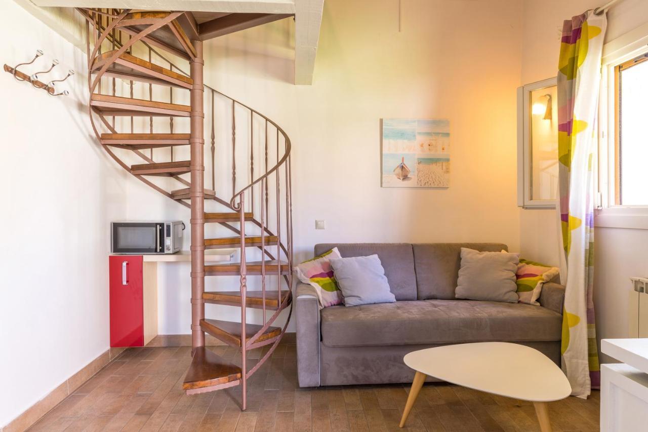 Petrinos Cottage Dafnila 外观 照片